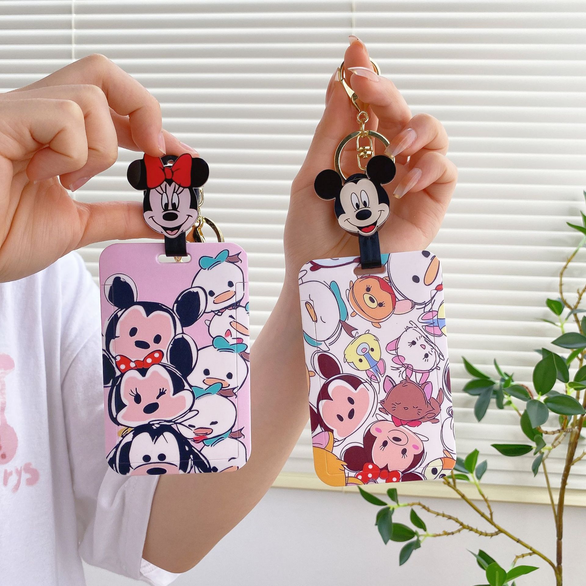 Cartoon Mickey Mouse Keychain  - Reel Cover 리뷰 및 가격